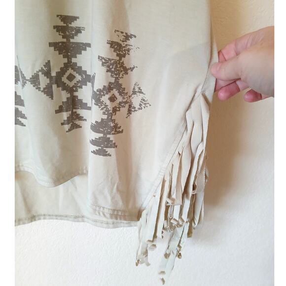 Roper tank top thunderbird graphic with fringe - Picture 3 of 5